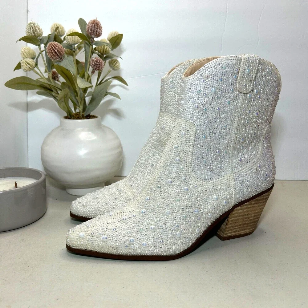 Betsey Johnson SB-Diva Pearl Short Boot Western Cowgirl Women 8 NWB Bridal - Picture 3 of 13